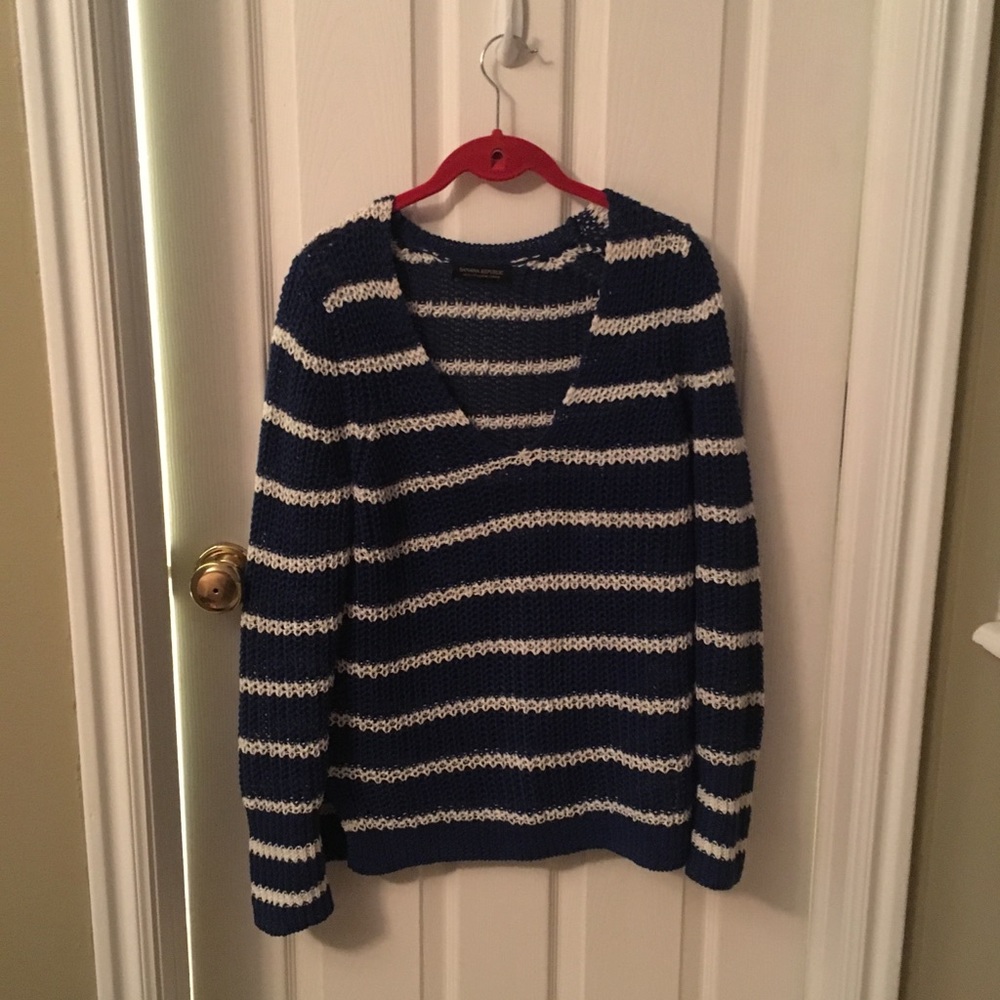 V neck blue and white sweater